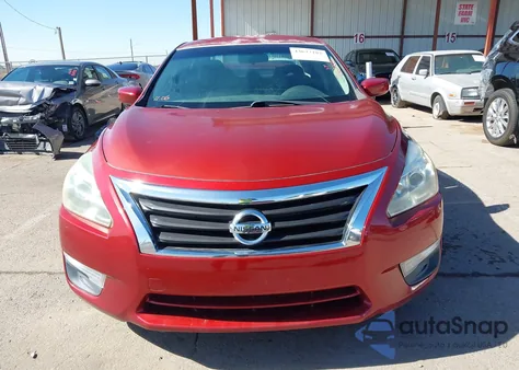 2015 Nissan Altima 2.5 S из США, поврежденный, VIN 1N4AL3AP8FC596187